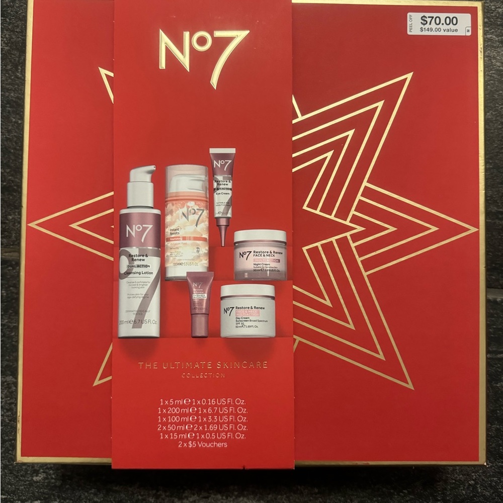 Brand new NO 7 gift set ! $150 worth of products . Fast and reliable shipper